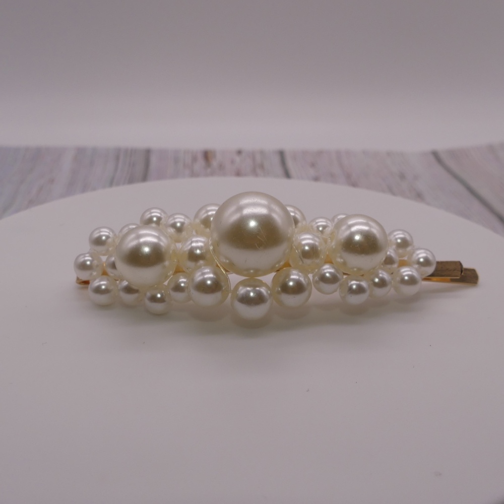 4 Piece Gold & Pearl Fashion Hair Clip/Pins_6